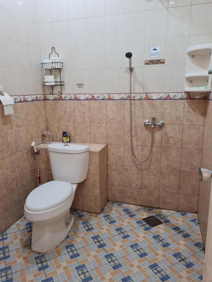 Traveller Home Tangerang Extérieur photo